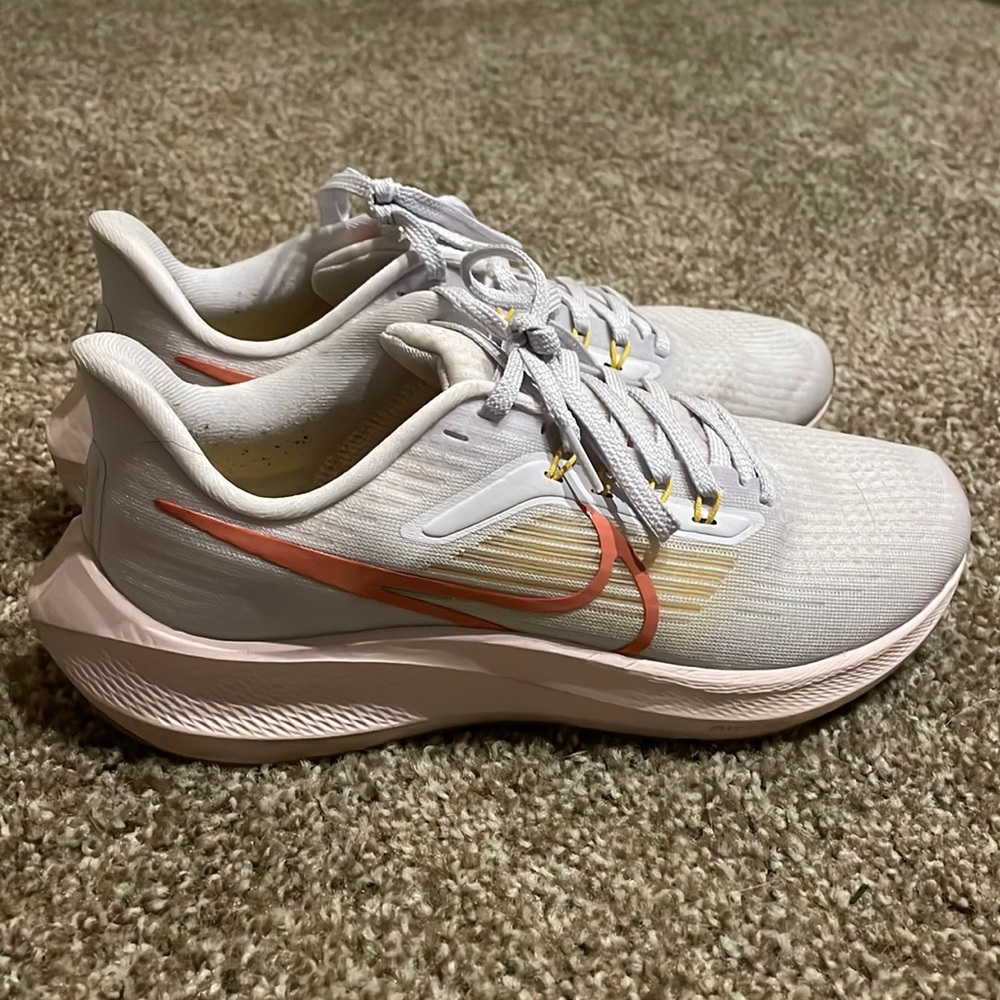 Nike AirZoom Running Shoes (woman’s 8.5)